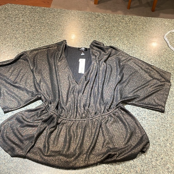 Aqua Curve 1X black gold dress blouse V neck elastic under bust flowy bottom NWT - Picture 9 of 14